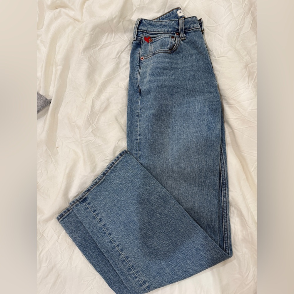 Abercrombie & Fitch High-Rise Blue Jeans